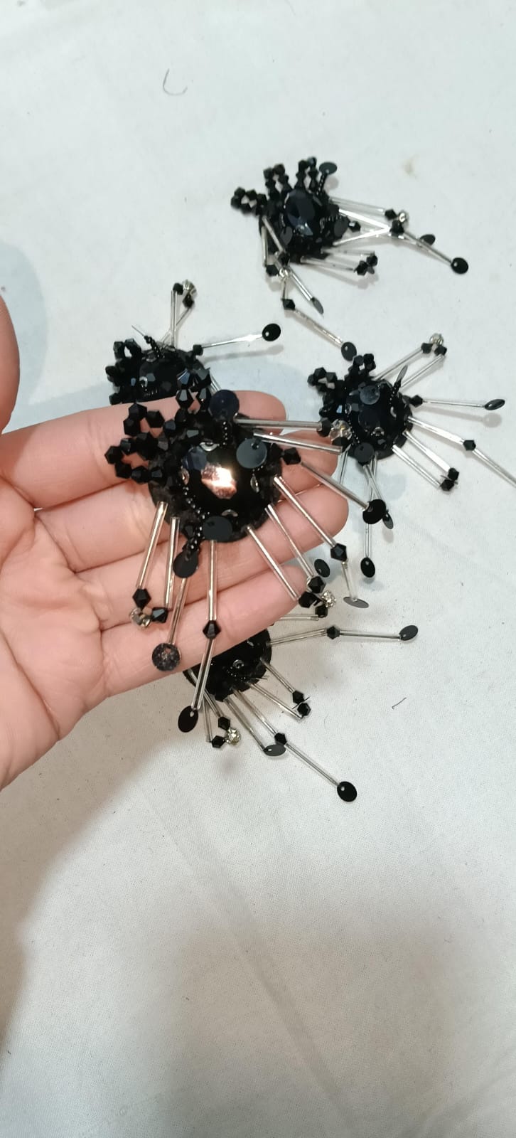 ✨ Black Crystal Burst Embellishments – Pack of 5