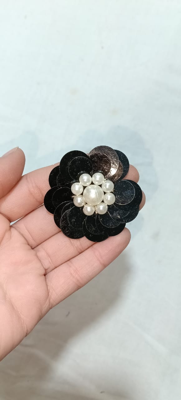 Black Crystal Floral Embellishments – Pack of 6